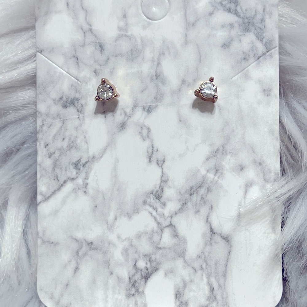 Earrings/Studs